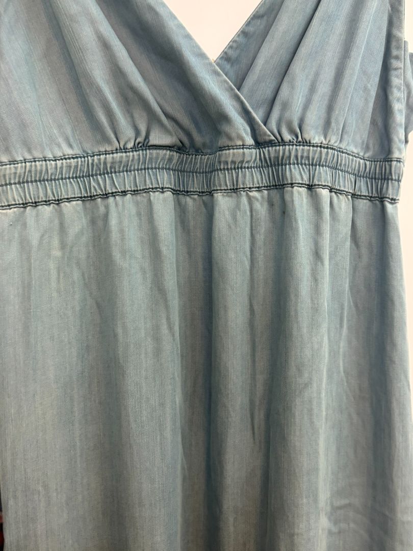 Chambray Holding Horses denim chambray dress, 6 US