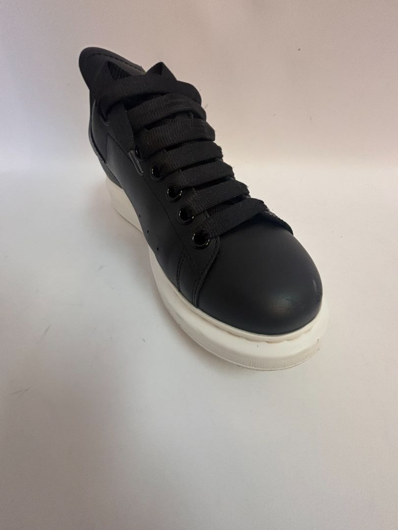 black and white Alexander McQueen oversized sneakers, 41 EU