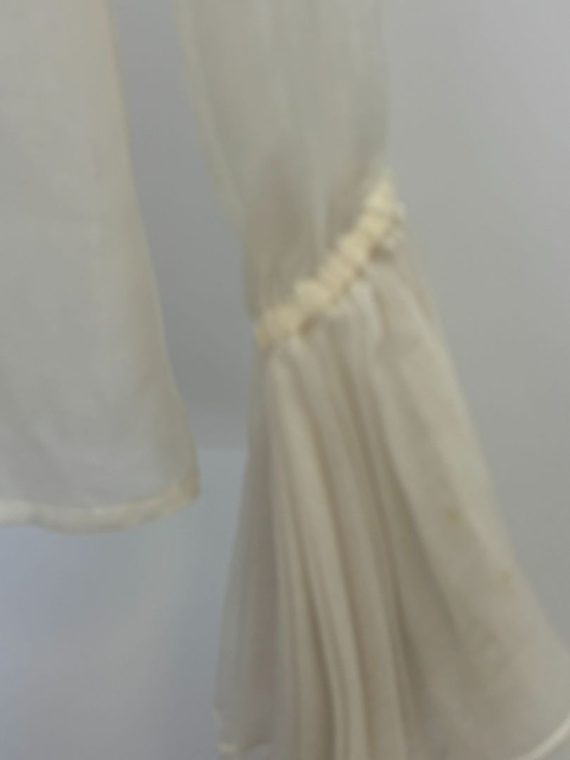 white NA organza ruffle blouse, xs
