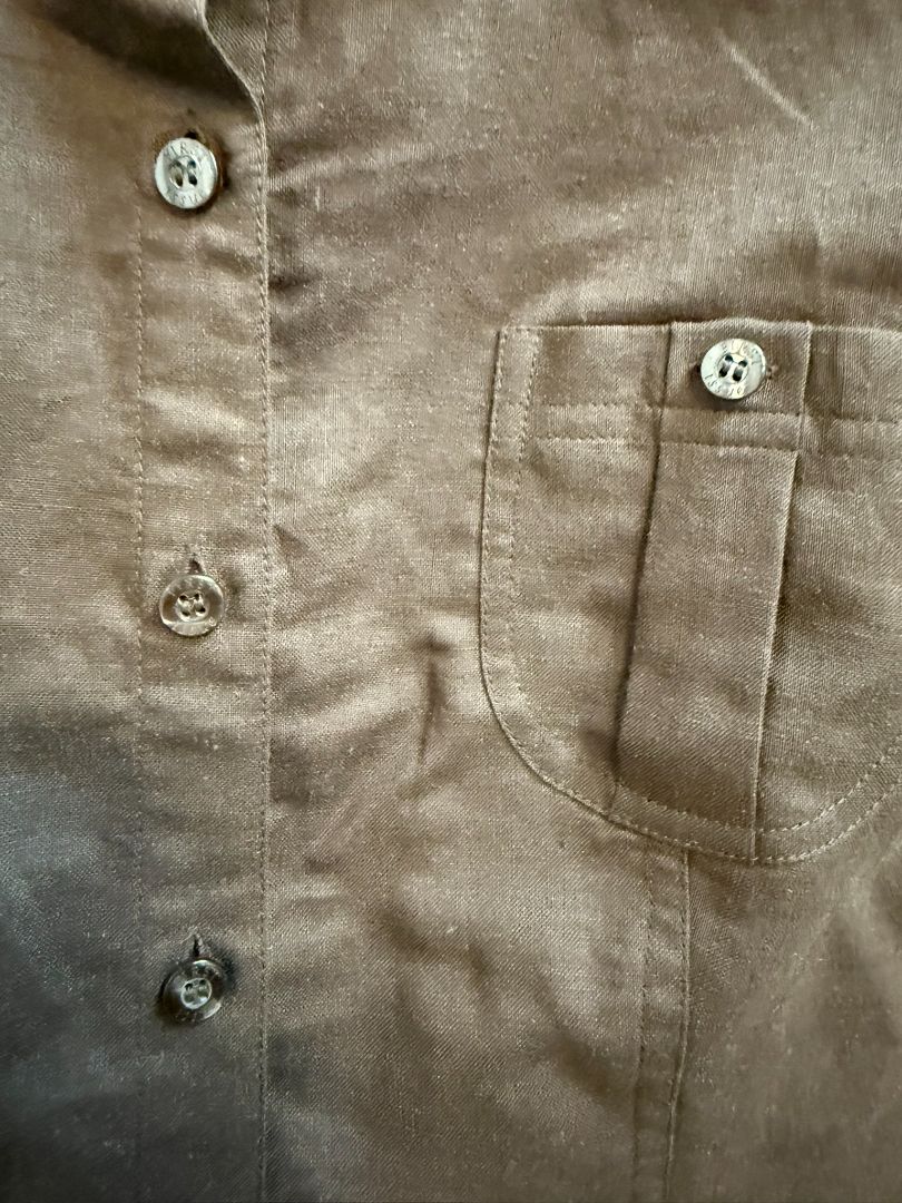 brown First Issue sleeveless button up, M
