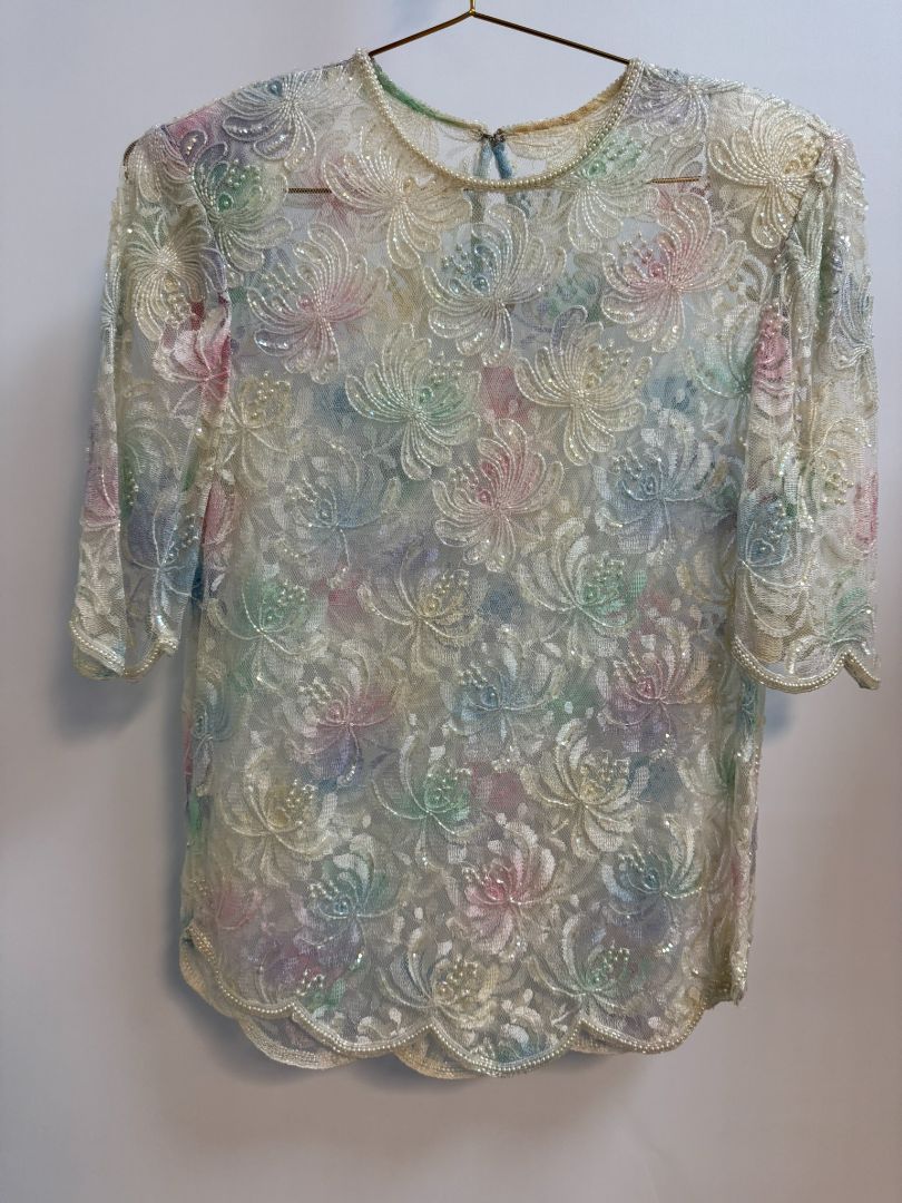white multi NA beaded top, one size