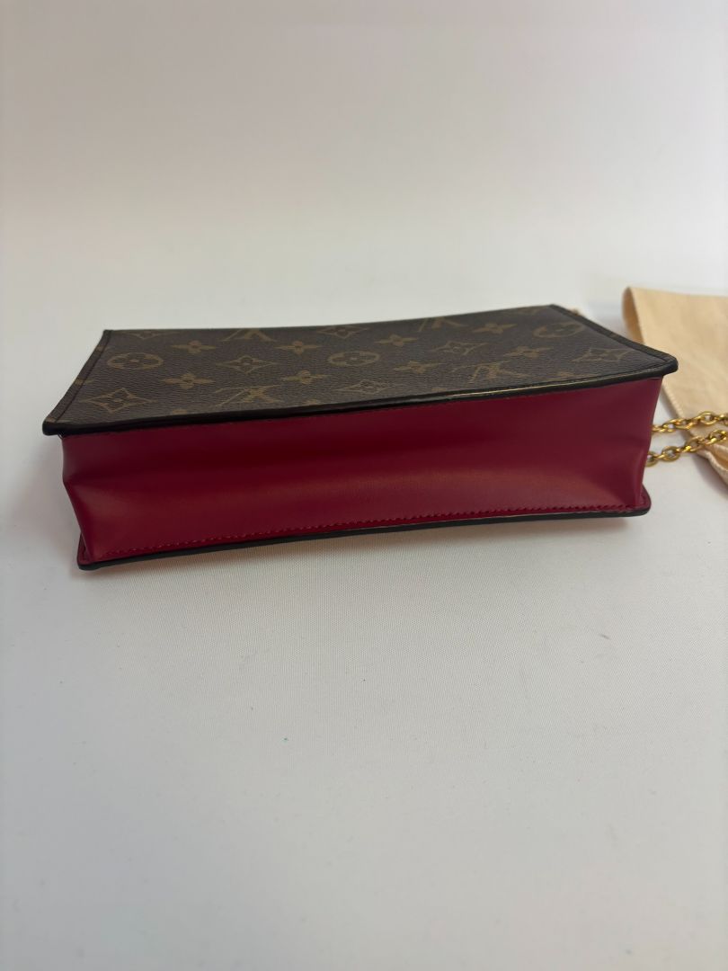 multi color Louis Vuitton flore chain wallet, 17.5 x 11.5 x 3.5 cm