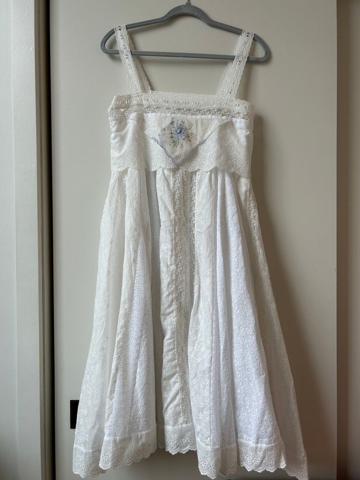 cotton eyelet pieced dress w/ vintage handkerchief