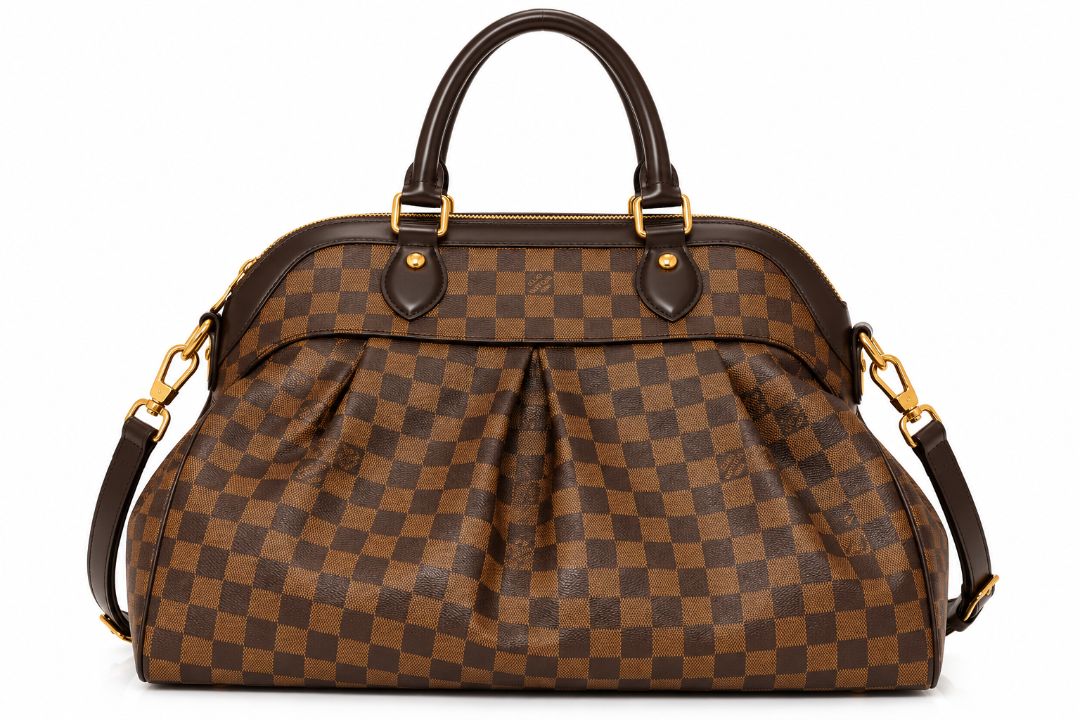 Louis Vuitton Trevi with strap and dust bag