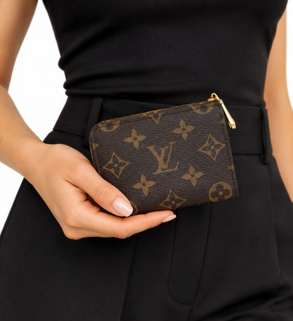 Louis Vuitton zippy wallet