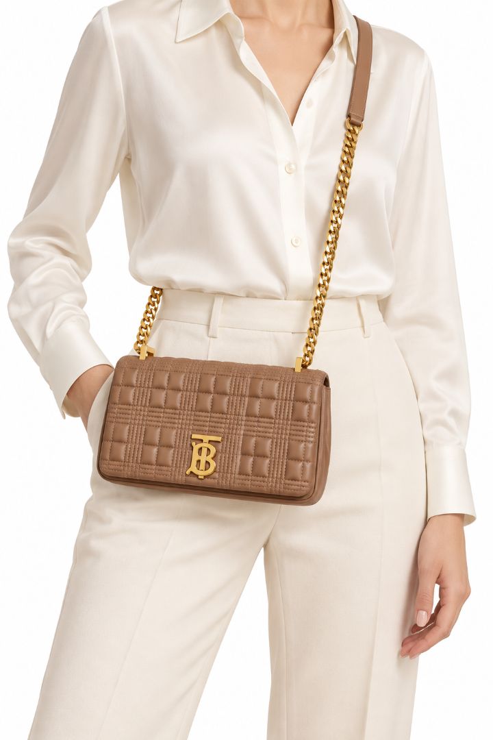 Burberry Lola medium with box and dust bag