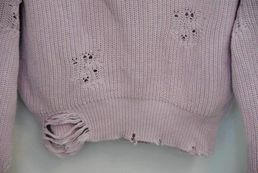 SER.O.YA distressed v neck knit sweater