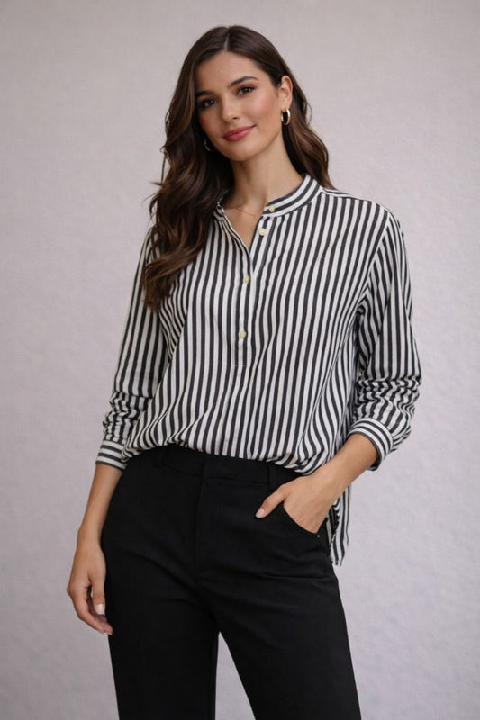 black and white GAP pinstripe blouse