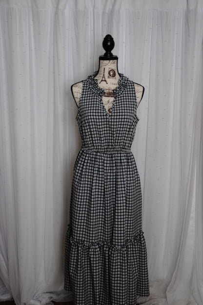 black and white Donna Morgan Midi dress tiered plaid black and white, 6