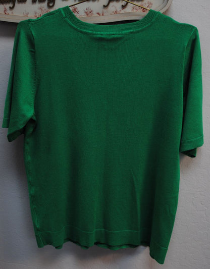 green Anne Klein Sweater with 3 buttons on shoulder nwt, XL