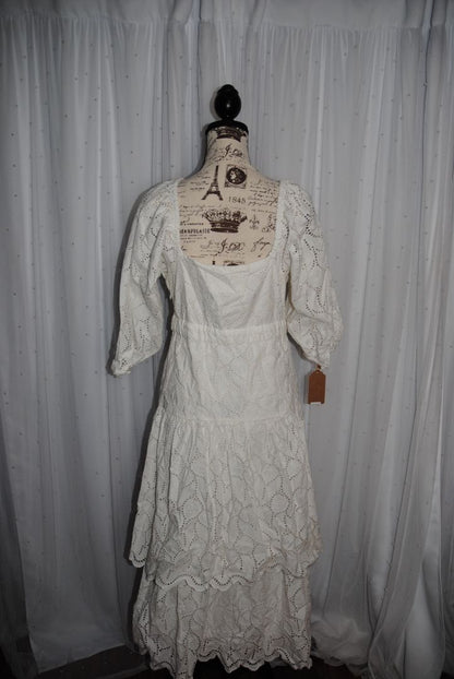 white anthropologie/ MAEVE Maeve square neck tiered lace midi dress, M
