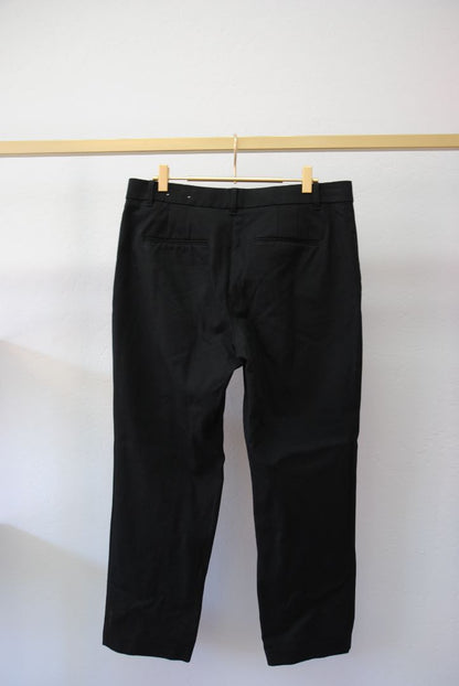 black Ann Taylor The Ankle Pant in Seasonless Stretch - Curvy Fit, 8