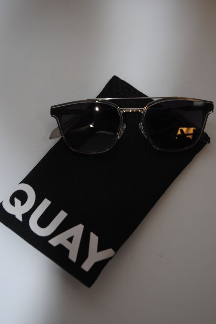 Silver Grey Quay designer glasses, One Size