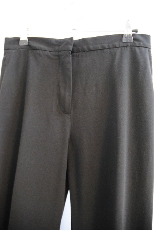 black Max mara classic trouser, Dimensions (Estimated Size: US 6 / IT 42)** Waist: Approx. 15.5 in flat Rise: Approx. 10.5 in Inseam: Approx. 32 in Leg Opening: Approx. 8.5 in Total Length: Approx. 42 in