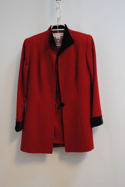 red and black Christian Dior vintage suit, Dimensions (Estimated – Size 8 US / M) Shoulder to Shoulder: 17 in Bust: 20 in (flat) Waist: 18 in Sleeve Length: 23 in Jacket Length: 29 in (Jacket comes with a matching pencil skirt – dimensions available upon