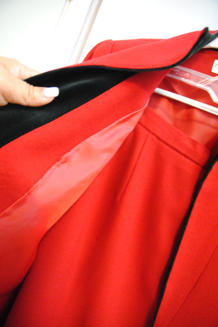 red and black Christian Dior vintage suit, Dimensions (Estimated – Size 8 US / M) Shoulder to Shoulder: 17 in Bust: 20 in (flat) Waist: 18 in Sleeve Length: 23 in Jacket Length: 29 in (Jacket comes with a matching pencil skirt – dimensions available upon