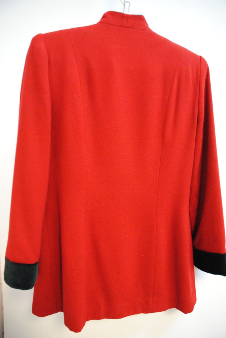 red and black Christian Dior vintage suit, Dimensions (Estimated – Size 8 US / M) Shoulder to Shoulder: 17 in Bust: 20 in (flat) Waist: 18 in Sleeve Length: 23 in Jacket Length: 29 in (Jacket comes with a matching pencil skirt – dimensions available upon