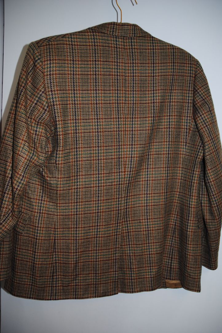 Houndtooth Brown Chester Barrie Designer Coat, XL
