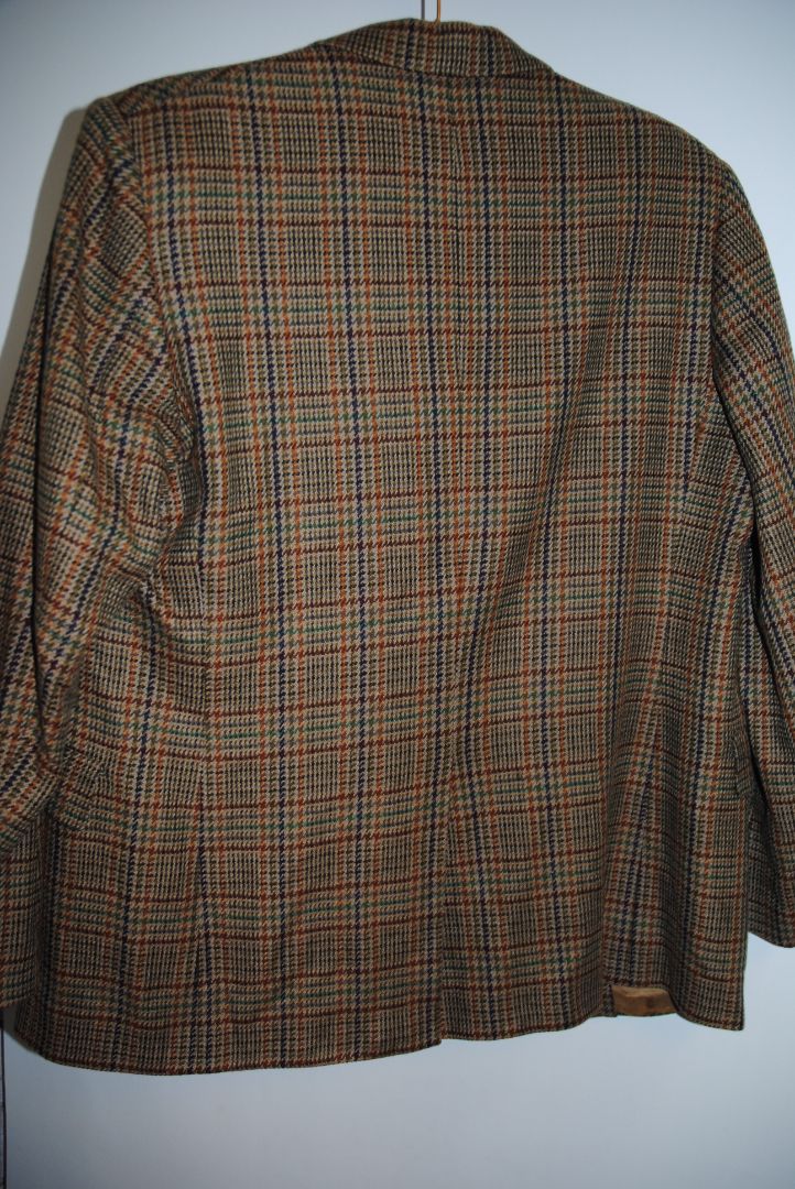 Houndtooth Brown Chester Barrie Designer Coat, XL