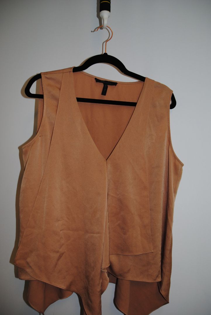 champagne BCBG v neck blouse, L