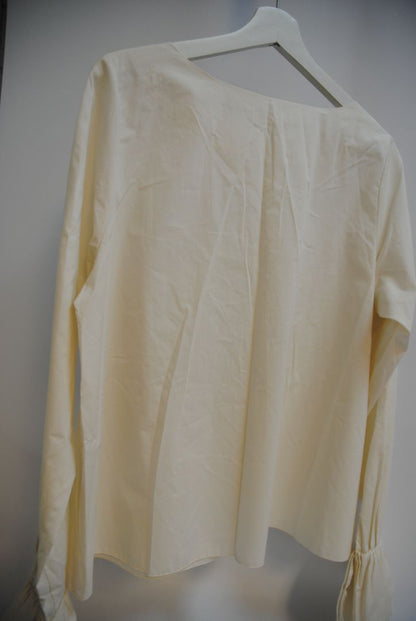 white Susanne Bommer Long Sleeve Blouse with Ruffle Cuffs, S