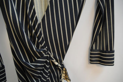 navy and white Diane von Furstenberg wrap dress, 8