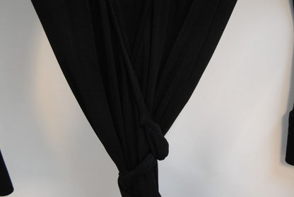 black Diane von Furstenberg jersey wrap dress, 8