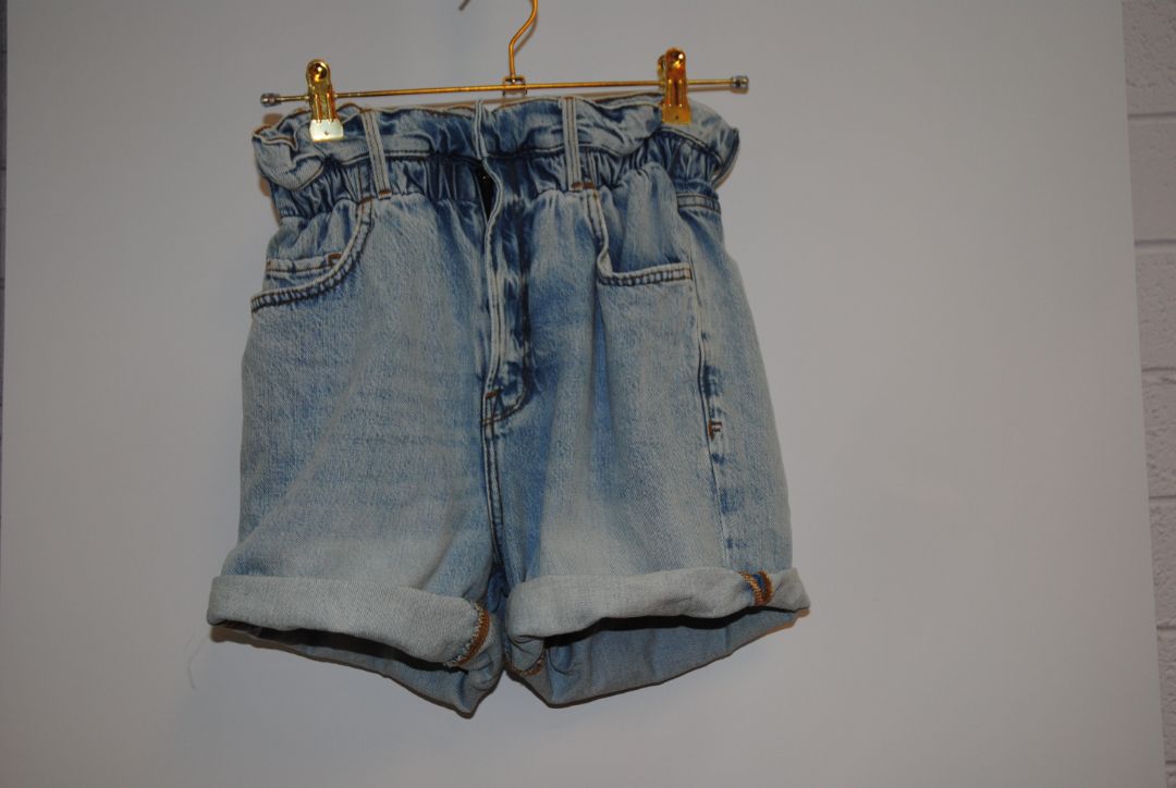 light wash FRAME paperbag waist high rise, xs