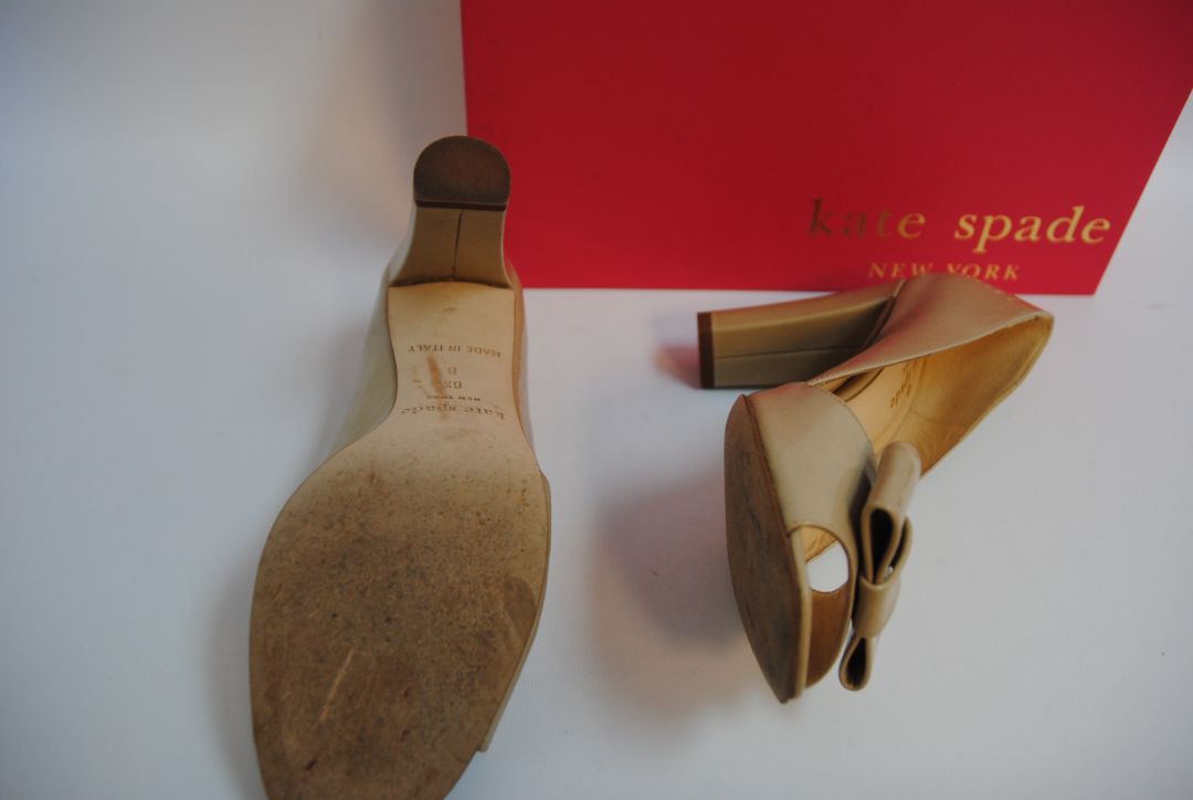 beige Kate Spade leather bow pumps, 6.5