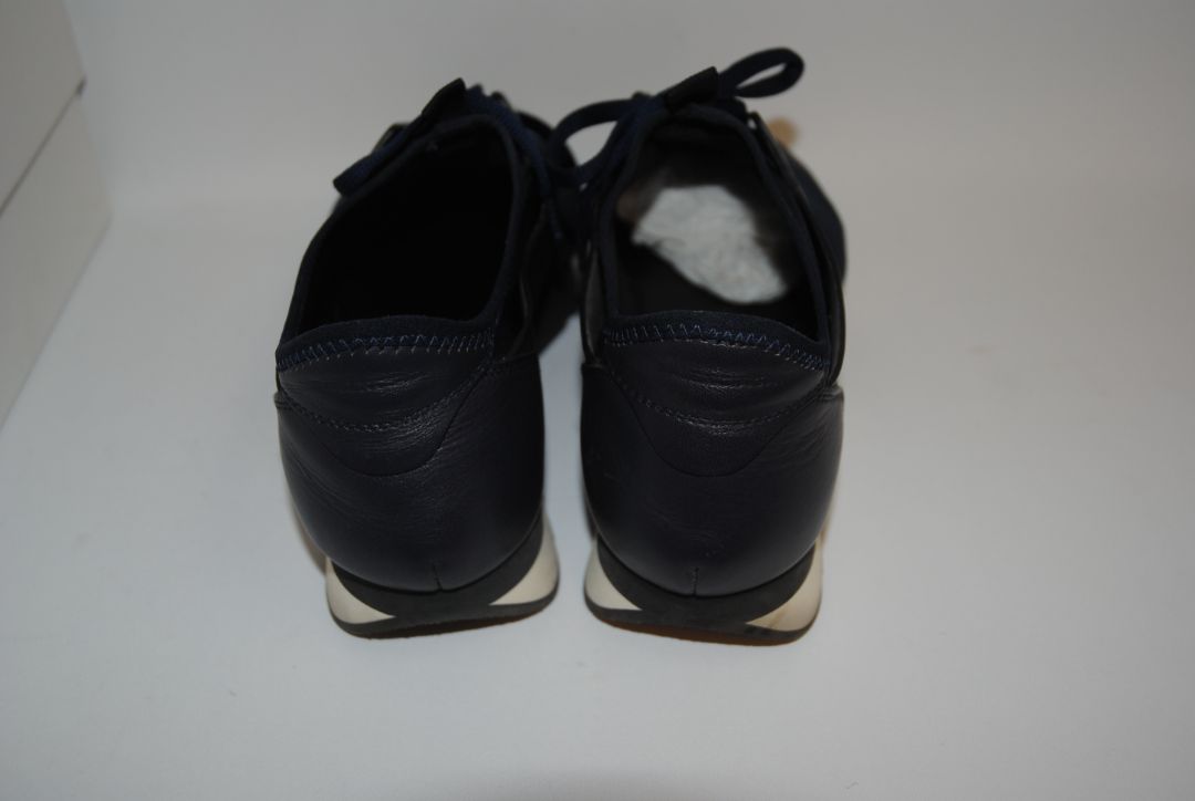 Navy Blue Balenciaga race runner sneakers, 41 EU