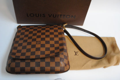 damier pattern Louis Vuitton damier bag, Length: 11 in (28 cm) Height: 10 in (25 cm) Depth: 3 in (8 cm) Strap Drop: Adjustable 15 – 22 in (38 – 55 cm)