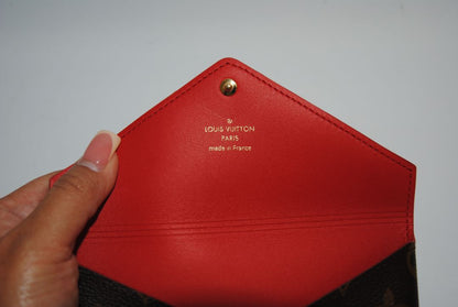 red and monogram Louis Vuitton Monogram Envelope-Style Wallet, Width: 4.7 to 5.5 in (12–14 cm) Height: 3.5 to 4.5 in (9–11.5 cm) Depth: 0.75 to 1.25 in (2–3 cm)