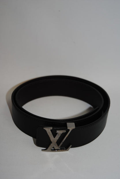 black Louis Vuitton Reversible Belt in Monogram Eclipse Canvas & Calf Leather:, Estimated Width: 40 mm (approx. 1.6 inches)