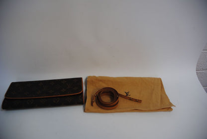 monogram Louis Vuitton Pochette Twin GM (Grande Modèle), Length: 9.4 in (24 cm) Height: 4.7 in (12 cm) Width: 1.6 in (4 cm) Strap Drop: Approx. 22 in adjustable