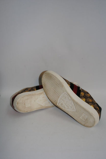 monogram Gucci Supreme Sneaker with Bees and Stars Embroidery, Fit: Typically runs true to size; narrow cut Sole Height: Approx. 1.2 in (3 cm)  EU 35