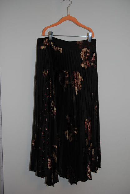 floral Vince floral pleated skirt, 2