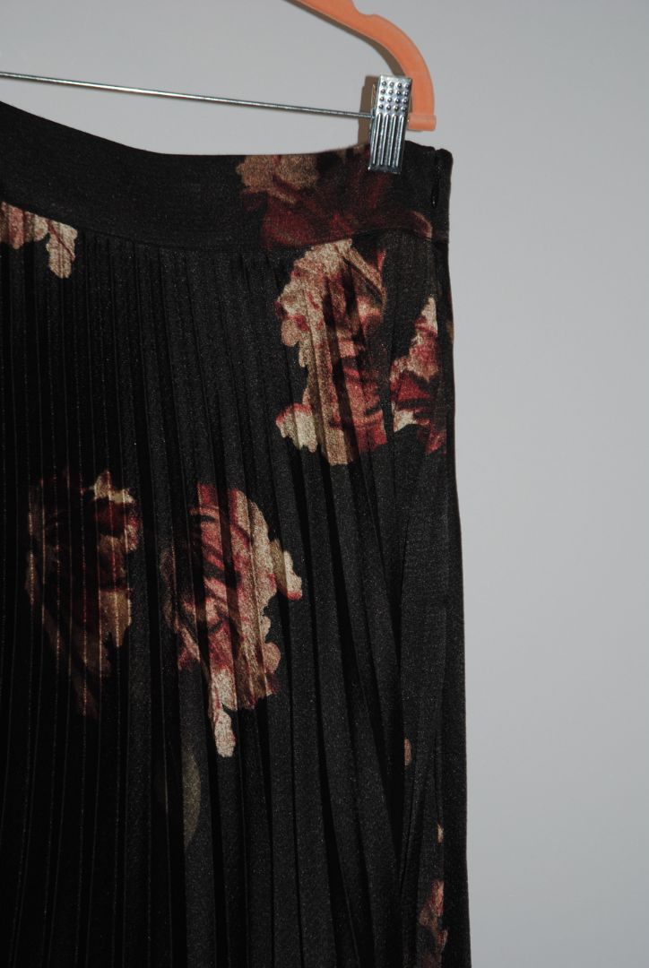 floral Vince floral pleated skirt, 2