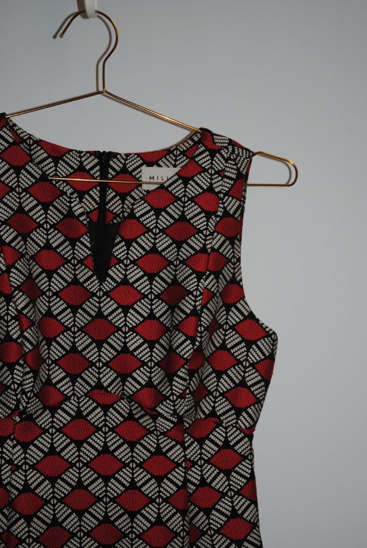 geometric black and red Milly sheath dress, 4s