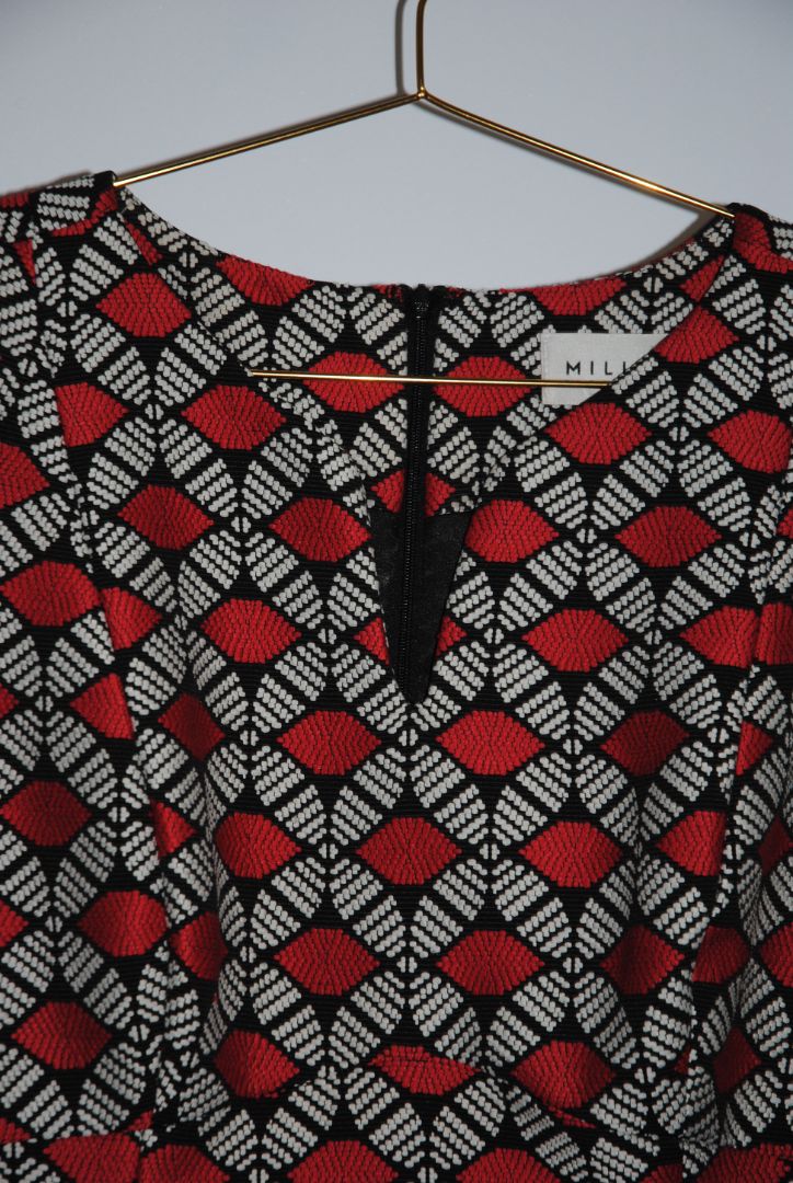 geometric black and red Milly sheath dress, 4s