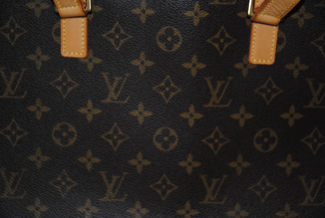monogram Louis Vuitton monogram tote, Dimensions (approx): 15” L x 11” H x 5.5” D Handle Drop: 9” (fits comfortably over the shoulder)