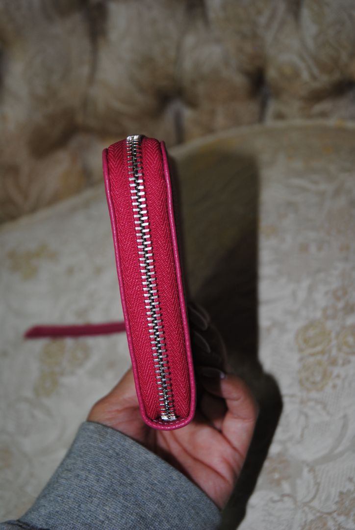 pink Longchamp Le Pliage Heritage, 📏 Dimensions Height: 4 in (10 cm) Width: 8 in (20 cm) Depth: 1 in (2.5 cm)