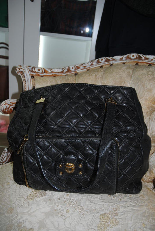 black Marc Jacobs Quilted Leather Tote Bag, Height: 13 in (33 cm) Width: 15 in (38 cm) Depth: 6 in (15 cm) Handle Drop: 8 in (20 cm)