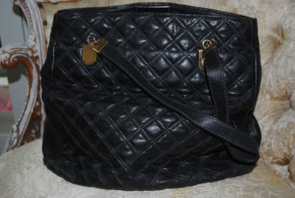 black Marc Jacobs Quilted Leather Tote Bag, Height: 13 in (33 cm) Width: 15 in (38 cm) Depth: 6 in (15 cm) Handle Drop: 8 in (20 cm)