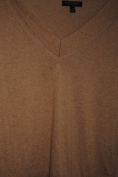 camel Banana Republic silk cashmere blend sweater