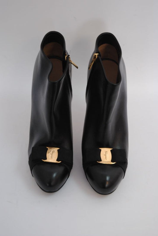 black Salvatore Ferragamo vara bow ankle boots, 9
