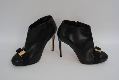 black Salvatore Ferragamo vara bow ankle boots, 9