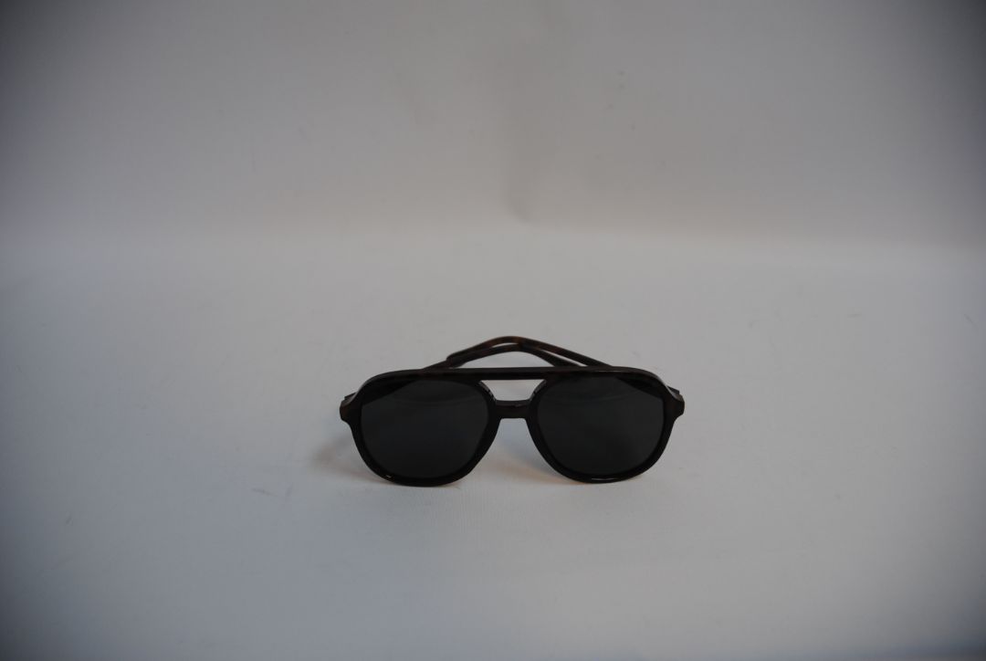 Gucci Black Silver Brow-Bar Aviator Sunglasses