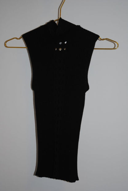 black Christian Dior wool knit top, Dimensions (Approximate): Length: 23 in (58 cm) Bust (flat): 14 in (36 cm) Waist (flat): 12 in (31 cm) Size: FR 40 / US 8 / UK 12 / DE 38
