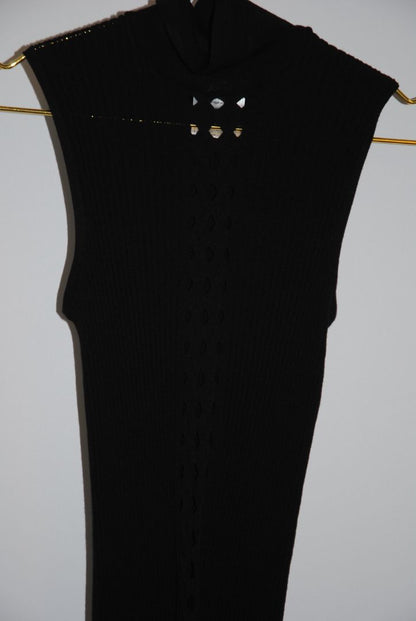 black Christian Dior wool knit top, Dimensions (Approximate): Length: 23 in (58 cm) Bust (flat): 14 in (36 cm) Waist (flat): 12 in (31 cm) Size: FR 40 / US 8 / UK 12 / DE 38