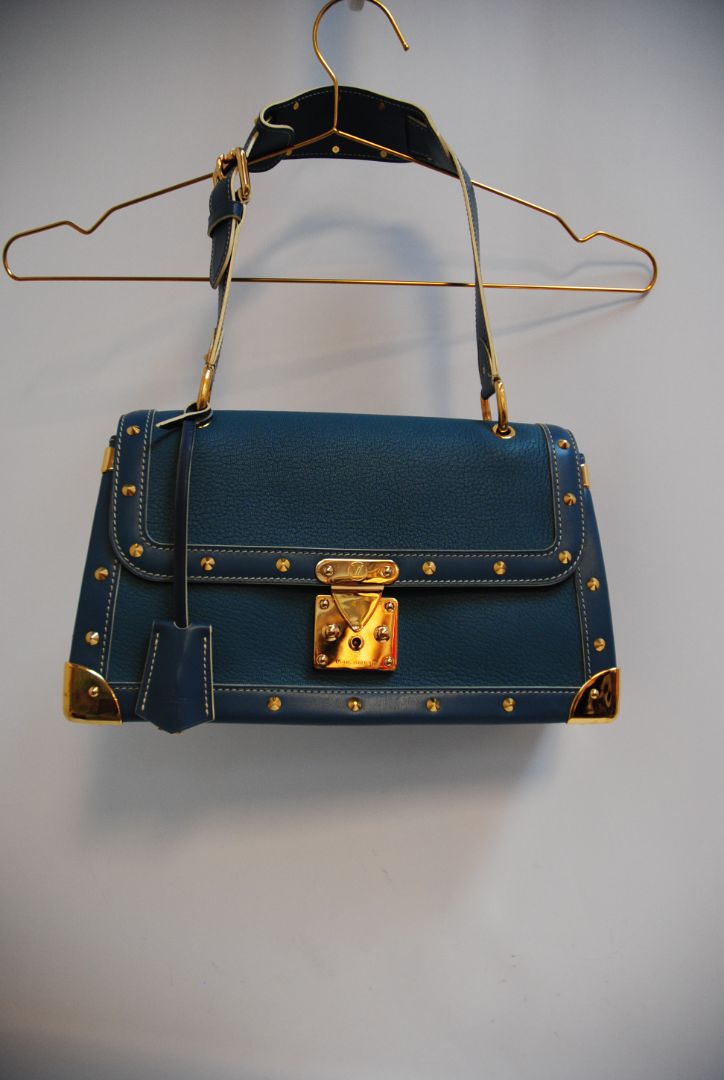 blue suhali Louis Vuitton Sac Le Talentueux, Measurements: Length: 12.2” Height: 8.3” Depth: 4.7” Strap Drop: 10–12” adjustable